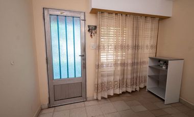 Casa 2 dorm, 2 baños, cochera y patio en S Jerónim