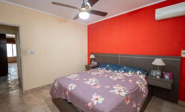 Casa 2 dorm, 2 baños, cochera y patio en S Jerónim
