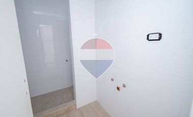 Casa al frente de 2 dormitorios en venta