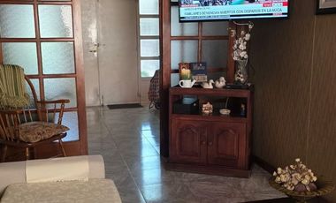 CASA EN VENTA 5TA IDEAL VIVIENDA O USO COMERCIAL
