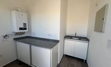 QUINTA VENTA 5 AMBIENTE CON PILETA A ESTRENAR