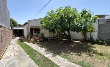 Casa en Alquiler 3 ambientes en Banfield