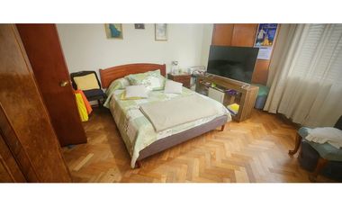 5 Dormitorios, 2 baños, amplia casa en Recreo