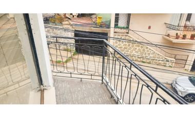 5 Dormitorios, 2 baños, amplia casa en Recreo