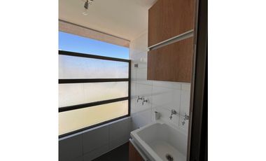 SE ARRIENDA DEPARTAMENTO EXCLUIVO EN CONDOMINIO DON LEONIDAS