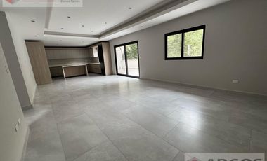 CASA EN VENTA EN ALTARES RESIDENCIAL