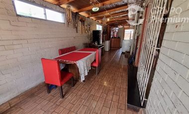 Casa en Venta en Vicuña Mackenna con Los Pioneros