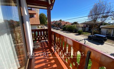 Casa familiar para arriendo en Jardín del Mar, amplitud, seguridad y confort