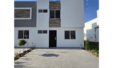 ¡Oportunidad Única al Sur!_mp