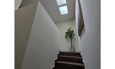 Casa en Venta a un Costado de la Cartuja SIN COMISION COMPARTIDA_md