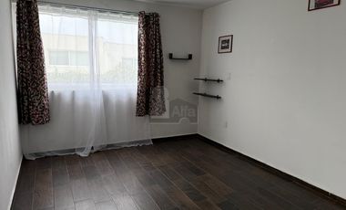 Casa en Venta en el Fracc.San Agustin en la Colonia San Buenaventura, Toluca Estado de México