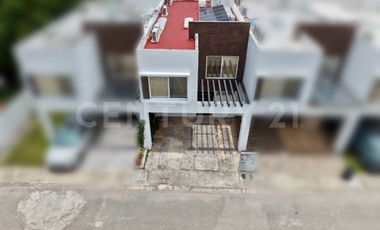 Casa en Venta - Jardines del Sur 4