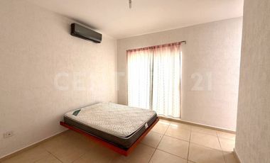 Casa en Venta - Jardines del Sur 4