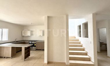 Casa en Venta - Jardines del Sur 4
