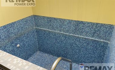 Duplex 1° y 2° piso frente al Jockey Plaza en SURCO