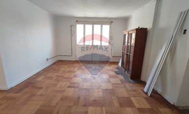 Oficina luminosa en barrio tranquilo Ñuñoa