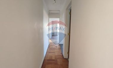 Oficina luminosa en barrio tranquilo Ñuñoa