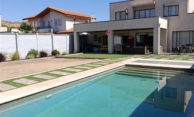 Casa en Venta en ONDOMINIO CUMBRES DE AUCO COMUNA DE CALLE LARGA