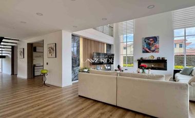 Gran Oportunidad | Casa de Lujo en Guarigua con Lote de 892 m²