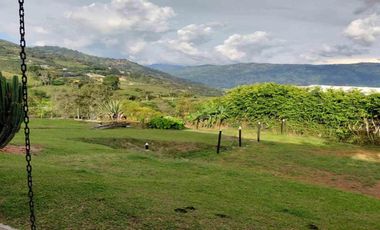 FINCA EN ARRIENDO UBICADA EN COPACABANA SECTOR VEREDA ZARZAL