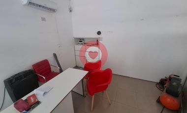Local comercial Luis Beltrán al 100