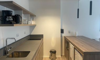 Excelente Loft en alquiler temporario con cochera. Distrito Quartier, Retiro.