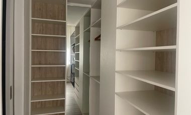 Excelente Loft en alquiler temporario con cochera. Distrito Quartier, Retiro.