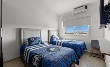 Condo U4 Flamingos