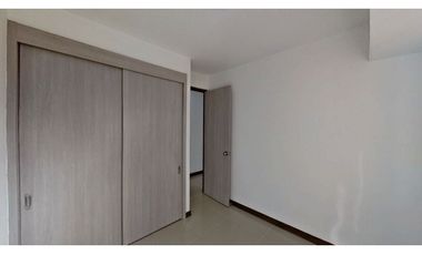 Apartamento En HACIENDA NIQUIA Bello, piso Alto y Full Zonas💰$488M