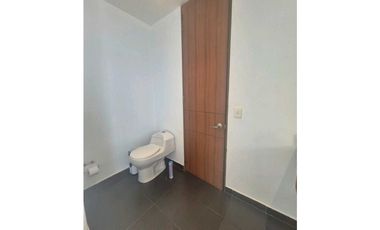 ARRIENDO CASA UNIFAMILIAR EN CHIA DE TRES NIVELES