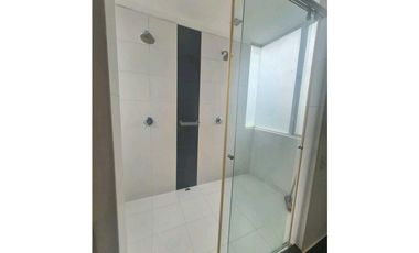 ARRIENDO CASA UNIFAMILIAR EN CHIA DE TRES NIVELES