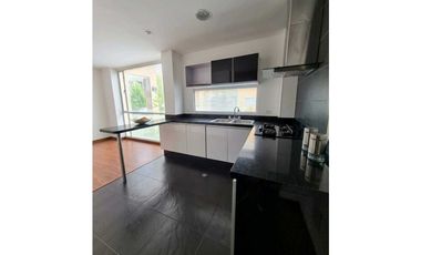 ARRIENDO CASA UNIFAMILIAR EN CHIA DE TRES NIVELES