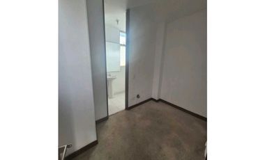 ARRIENDO CASA UNIFAMILIAR EN CHIA DE TRES NIVELES