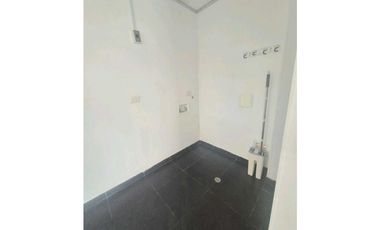 ARRIENDO CASA UNIFAMILIAR EN CHIA DE TRES NIVELES