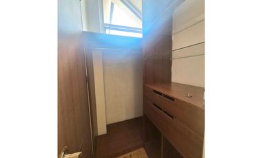 ARRIENDO CASA UNIFAMILIAR EN CHIA DE TRES NIVELES