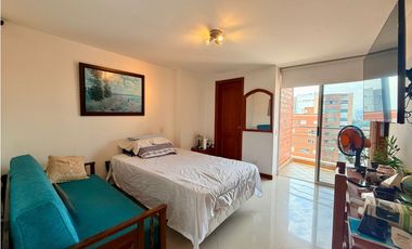 Excelente apartamento en Laureles