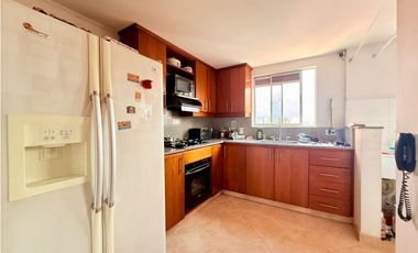 Excelente apartamento en Laureles