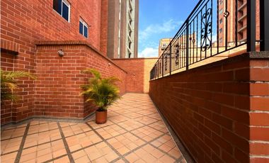 Excelente apartamento en Laureles