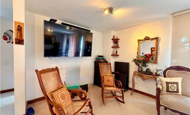 Excelente apartamento en Laureles