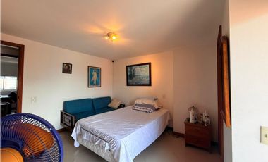 Excelente apartamento en Laureles