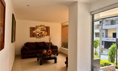 Excelente apartamento en Laureles