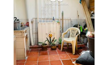 Se vende casa con apartamento - Barrio el manantial - Soledad