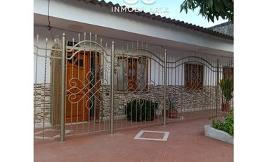 Se vende casa con apartamento - Barrio el manantial - Soledad