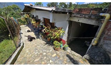 VENDO CASA CAMPESTRE EN CALDAS ANTIOQUIA