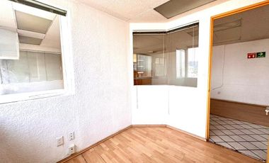 Oficina en Venta,  San Jerónimo Tepetlacalco, 119 m2.