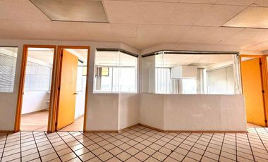 Oficina en Venta,  San Jerónimo Tepetlacalco, 119 m2.
