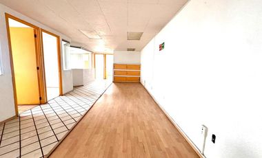 Oficina en Venta,  San Jerónimo Tepetlacalco, 119 m2.