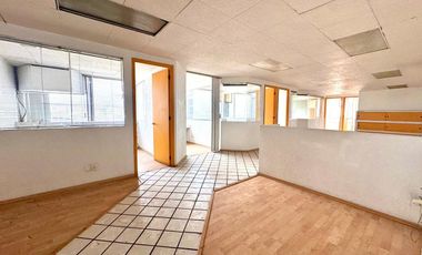 Oficina en Venta,  San Jerónimo Tepetlacalco, 119 m2.