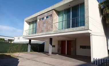 DEPARTAMENTO EN RENTA EN COL. PALLAS EN CD. DEL CARMEN