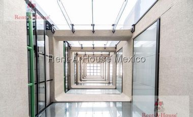 Edificio Comercial en Renta en Tlalpan Centro, Tlalpan CR 26-3026.